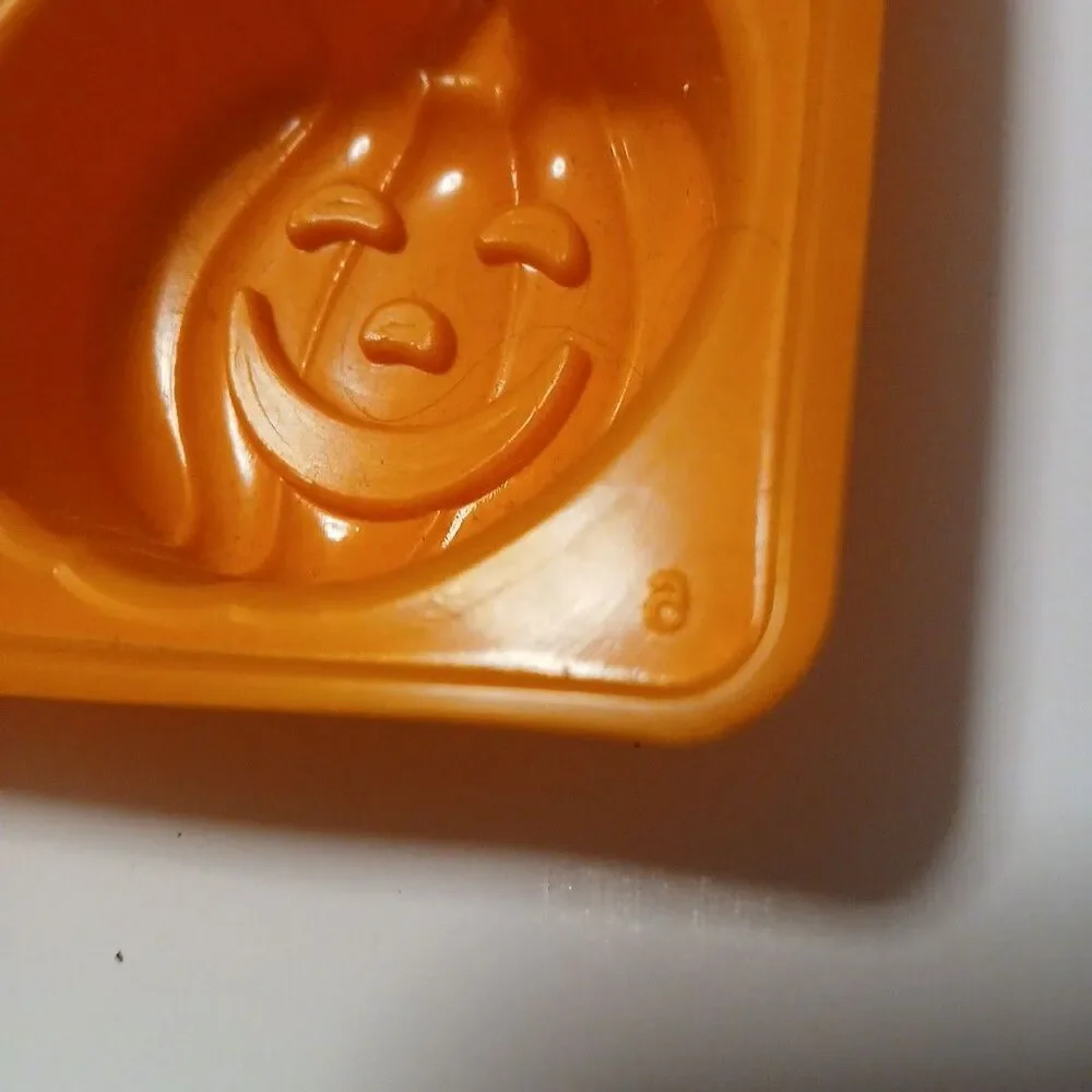 Jello jiggler Orange Halloween Jello mold Bat/Skull/spider/pumpkin/ghost